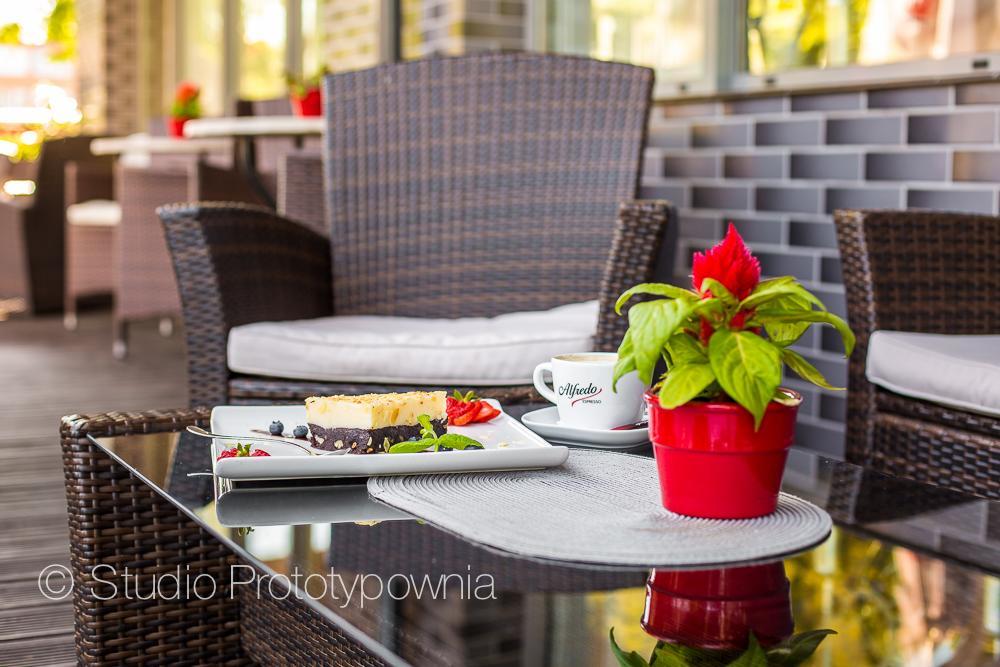 Planeta Hotel Миелно Екстериор снимка