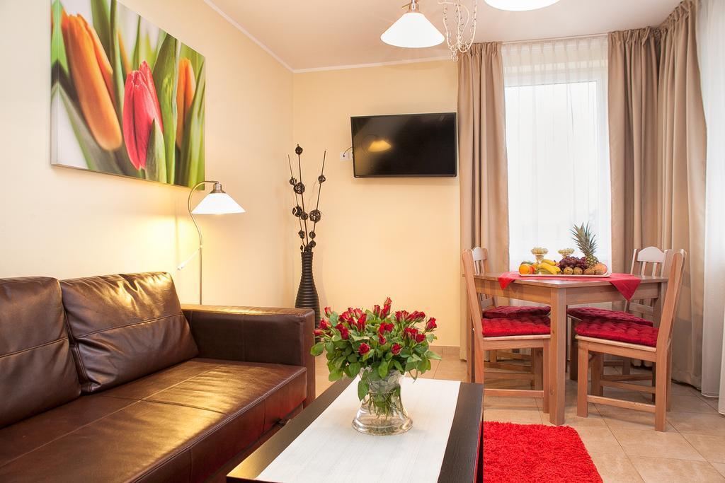 Planeta Hotel Миелно Екстериор снимка