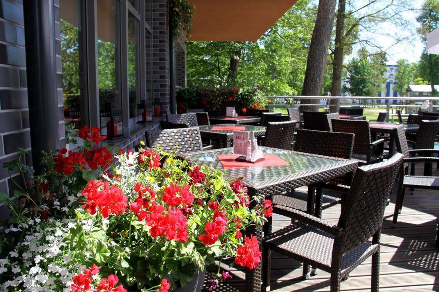 Planeta Hotel Миелно Екстериор снимка