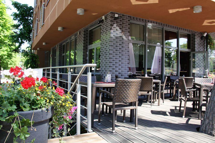 Planeta Hotel Миелно Екстериор снимка